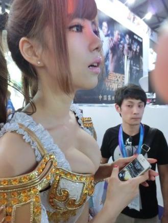 哈尔的移动城堡 相关产品