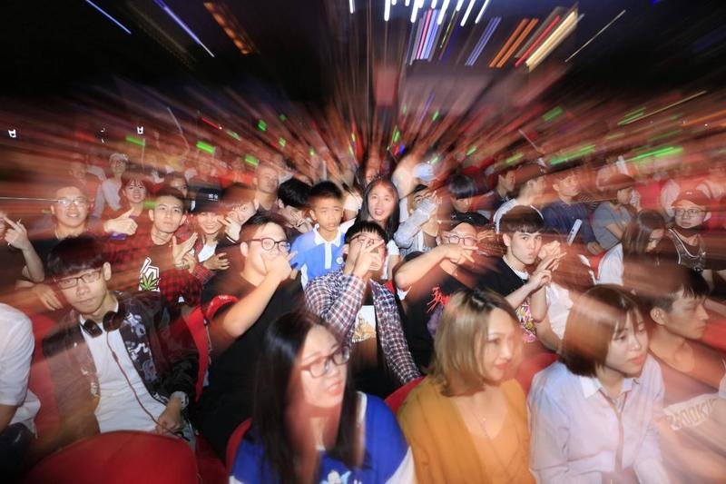 叠影惊情 产品主图