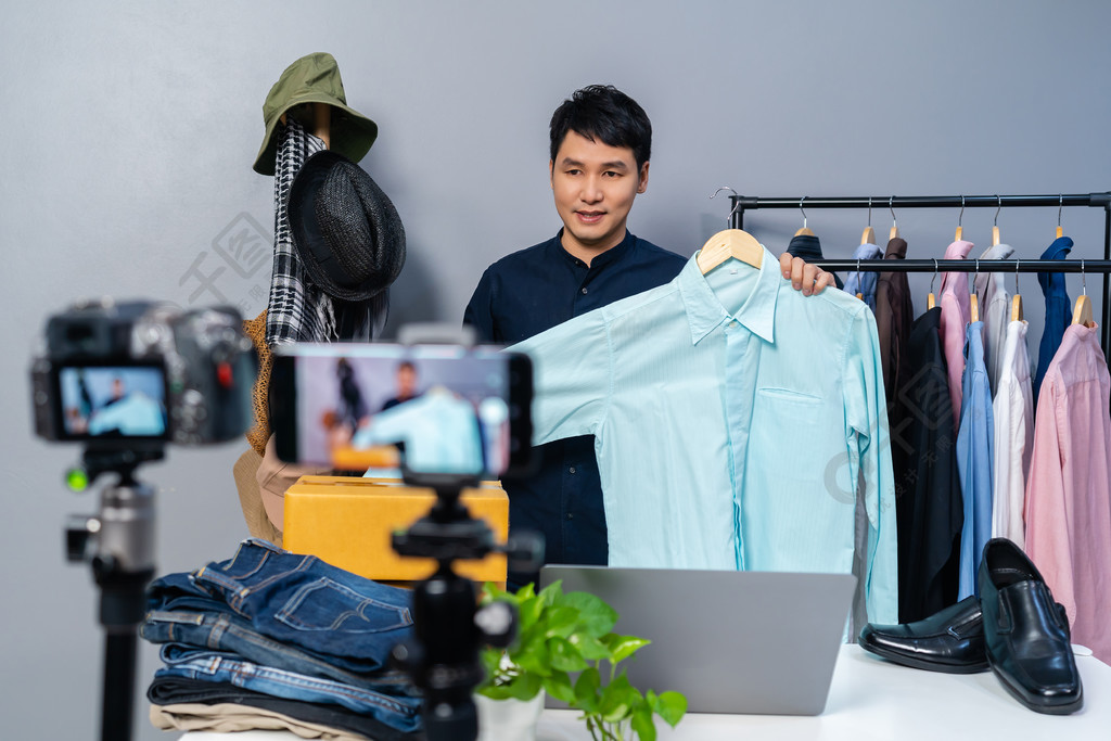 冒牌上帝 产品图片