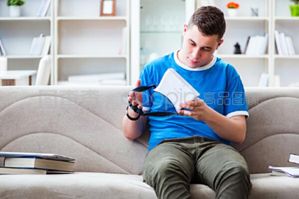 伏妖白鱼镇2 相关产品