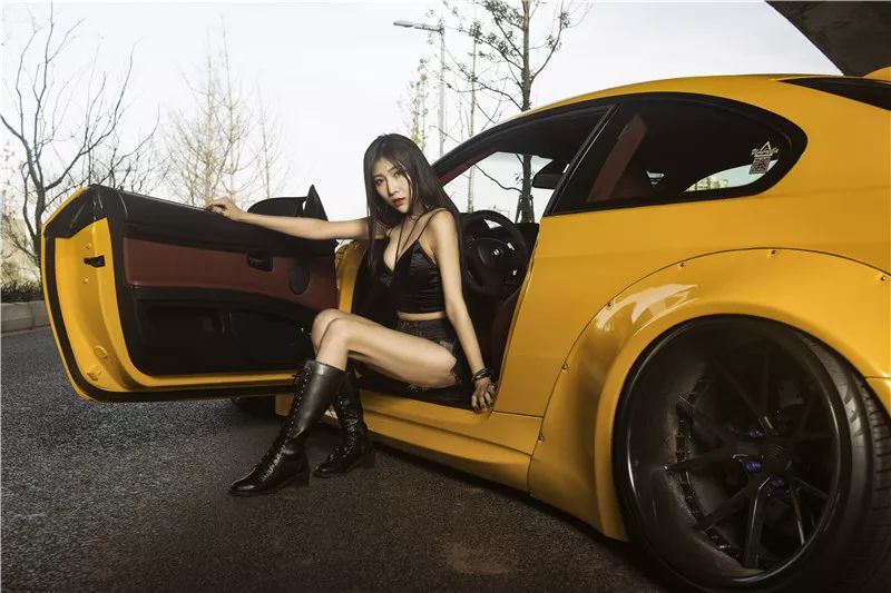 代码危机 相关产品