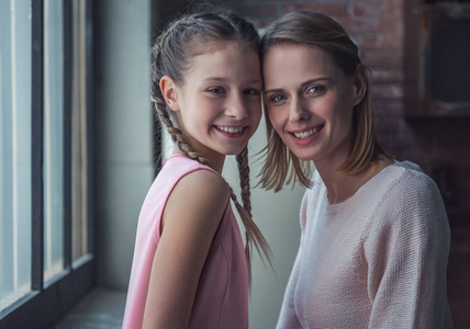 圣母院 相关产品