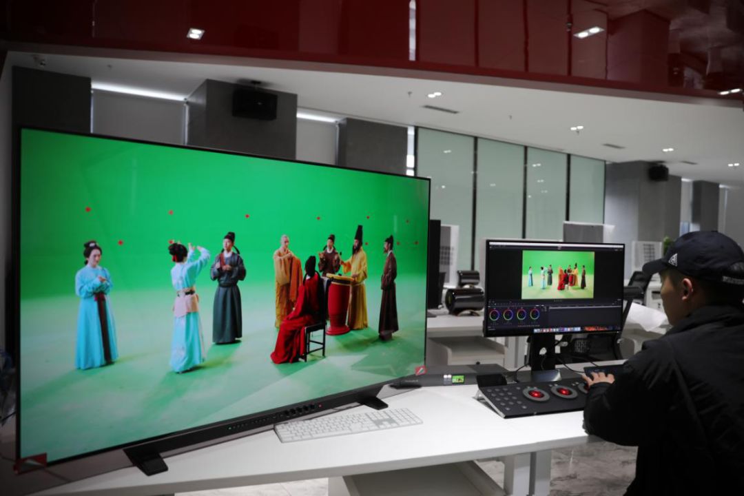 你是下一个 相关产品