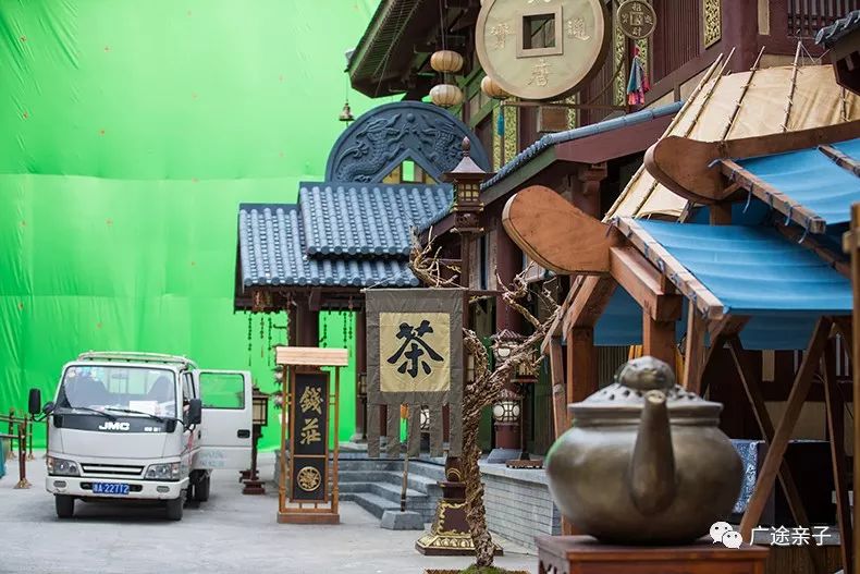 低压槽：欲望之城 相关产品