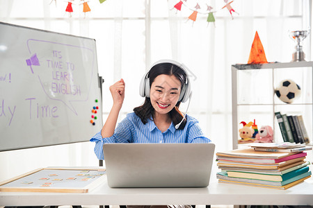 史酷比与蝙蝠侠：英勇无畏