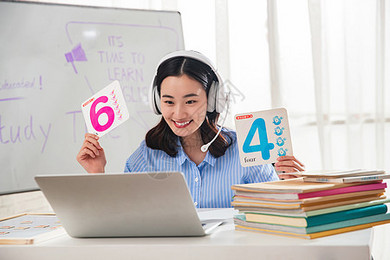 史酷比与蝙蝠侠：英勇无畏