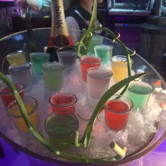 古墓丽影2 相关产品